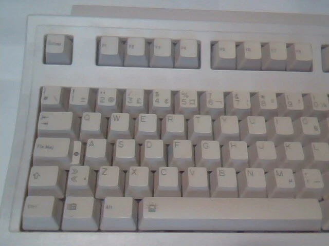 HP C3758-60202 Keyboard C3758A 3710 - vintage, working, French - image 3
