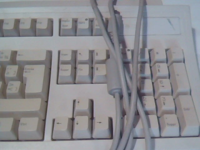 HP C3758-60202 Keyboard C3758A 3710 - vintage, working, French - image 5
