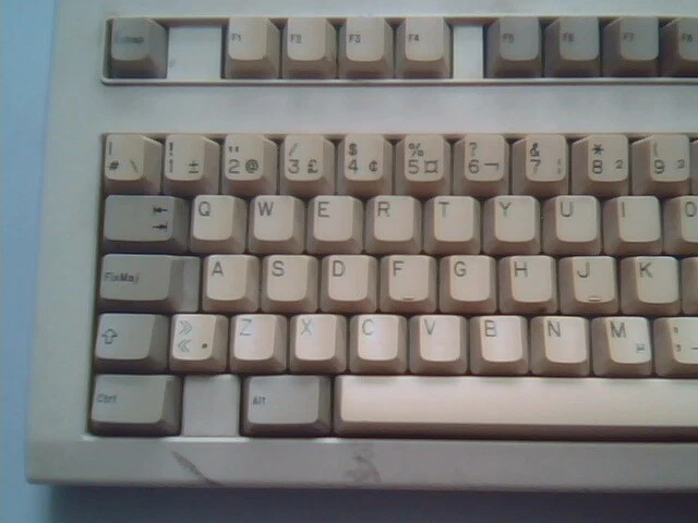 Compaq Enhanced III Keyboard CIGE035074 140536-112 French/Canadian - image 2