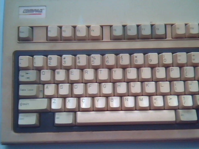 Compaq Enhanced Keyboard - foam and foil keyswitch - vintage, working - image 2