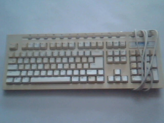 Micro Innovations Keyboard KB9001 - E5XKBHP119M10M PS2 PS/2
