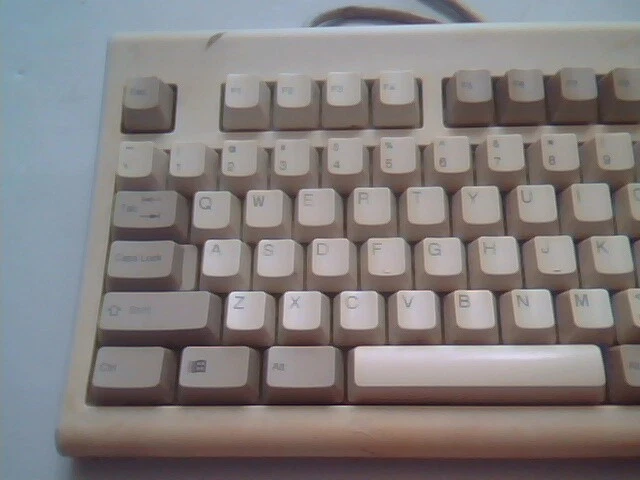 NEC Keyboard - KB-6923 158-052121-000 E8HKB-5923 - vintage, working - image 2
