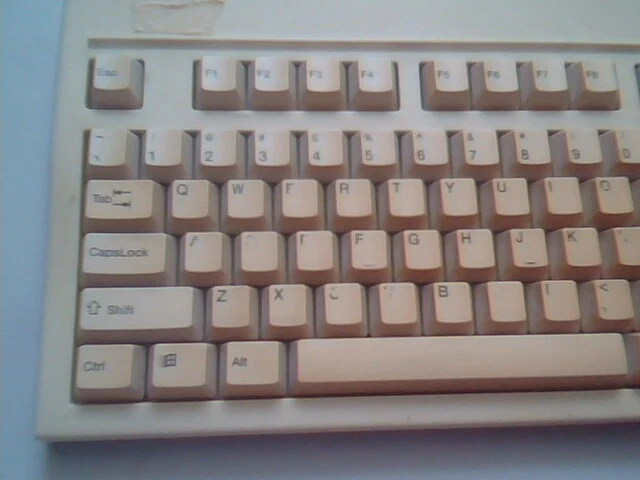 AT Keyboard with Windows keys BTC large DIN - vintage, working - image 2
