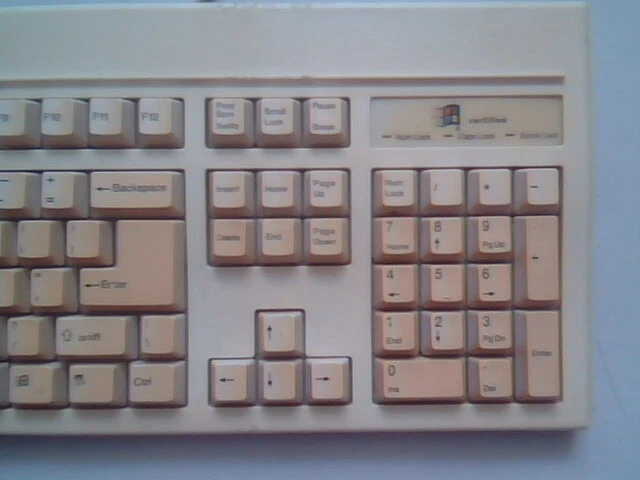 AT Keyboard with Windows keys BTC large DIN - vintage, working - image 4