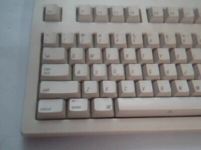 SIIG True Touch Formal Keyboard for Macintosh JK-MS0012 PS/2 - vintage, working — image 2