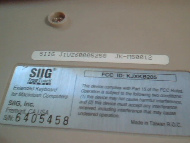 SIIG True Touch Formal Keyboard for Macintosh JK-MS0012 PS/2 - vintage, working - image 7