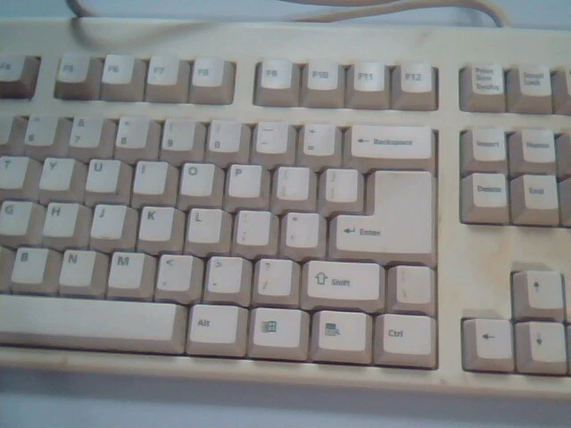 AT Keyboard Model 5530K US - with Windows keys large DIN - vintage, working - image 3