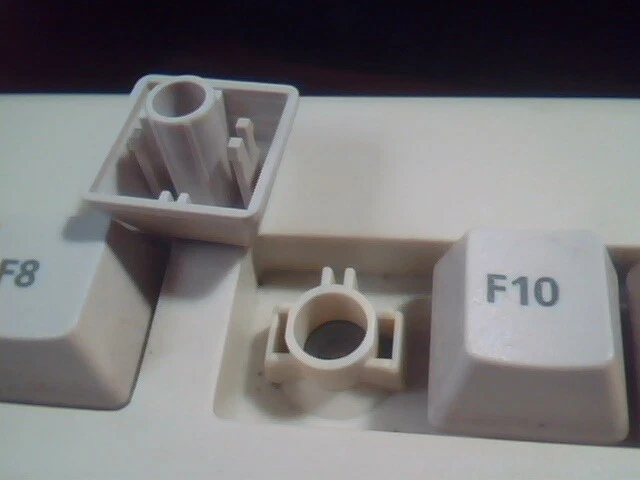 AT Keyboard Model 5530K US - with Windows keys large DIN - vintage, working - image 8