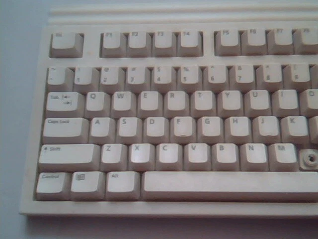 Packard Bell Keyboard 5131C 120059-01 E5XKBM10510 PS/2 - vintage, working - image 2