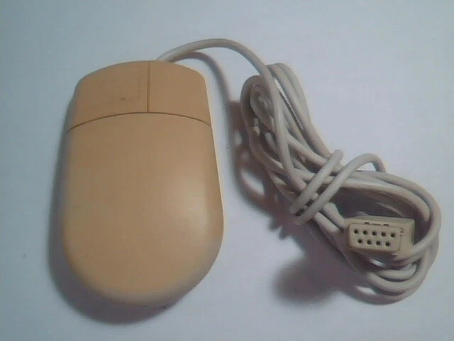 Vintage Mitsumi Serial Mouse 0031330 EW4ECM-S2401 2-button - Working