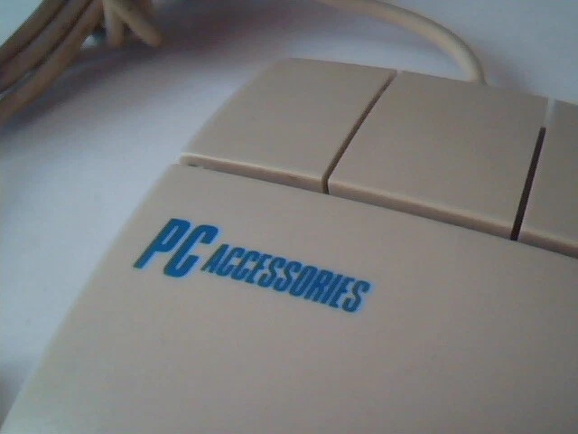 PC Accessories Mouse 20010 HQXKEM-260 3-button 9-pin serial MS/PC - Working - image 2