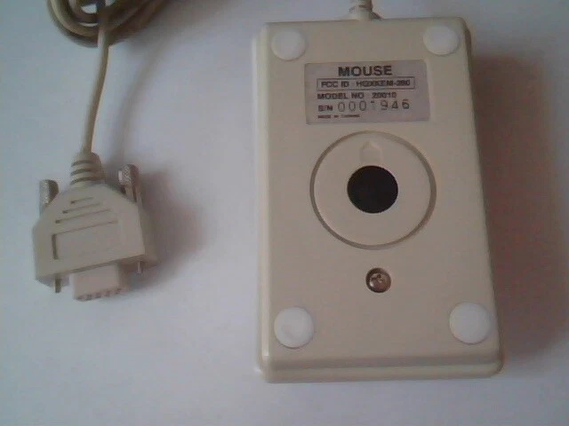 PC Accessories Mouse 20010 HQXKEM-260 3-button 9-pin serial MS/PC - Working - image 4