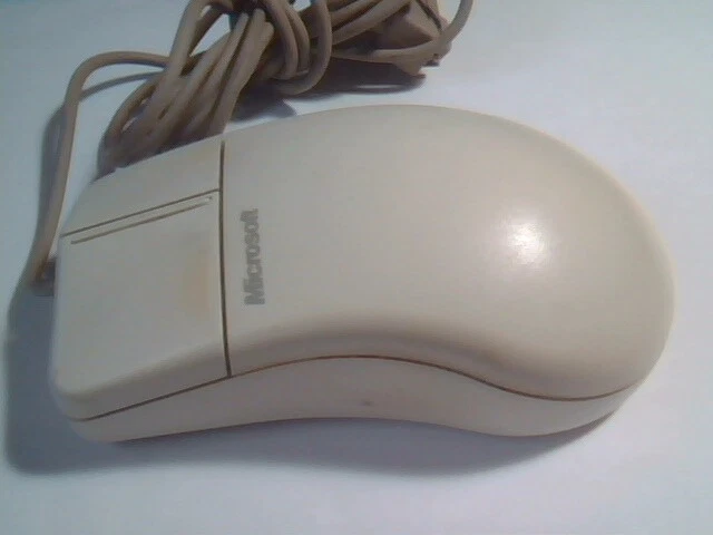 Vintage Microsoft 2.0A Serial Mouse 50674 2-button design 9-pin - Working - image 2