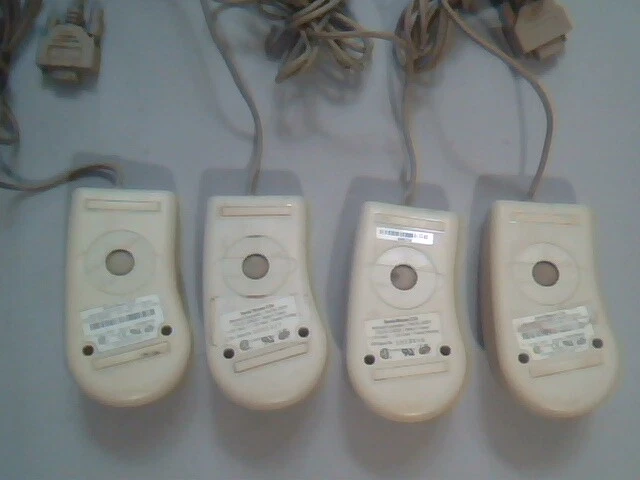 LOT of 4 Vintage Microsoft 2.0A Serial Mouse 50674 2-button 9-pin - Working - image 6