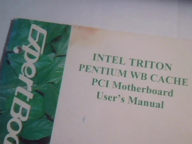 User's Manual - Intel Triton Pentium WB Cache PCI Motherboard Expertboard 8551 - image 2