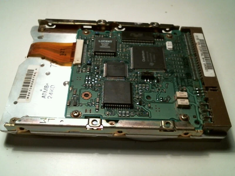 IDE Hard Disk Drive Quantum Fireball TM10A101 TM12A012 02-D 02-A - for parts - image 4