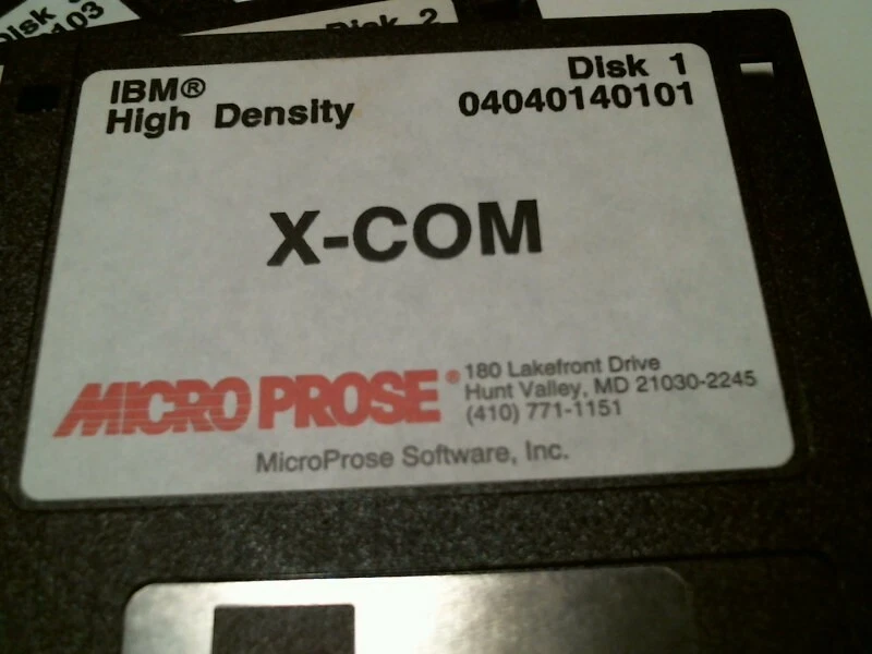 Micro Prose X-COM IBM UFO: ENEMY UNKNOWN V1.2 1994 game on 3.5" floppy disks - image 2