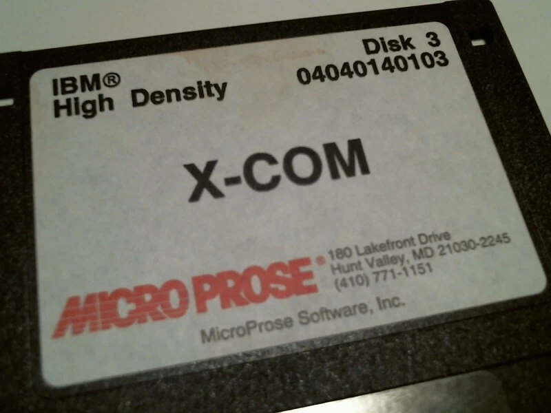 Micro Prose X-COM IBM UFO: ENEMY UNKNOWN V1.2 1994 game on 3.5" floppy disks - image 4