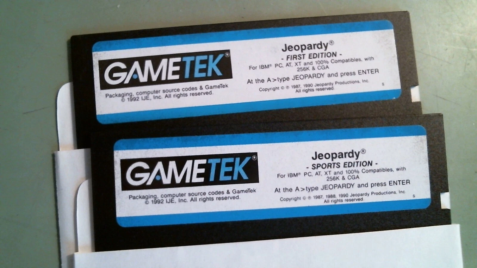 GameTek Jeopardy First Second and Sport editions 1992 - 5.25 floppy disks - image 3