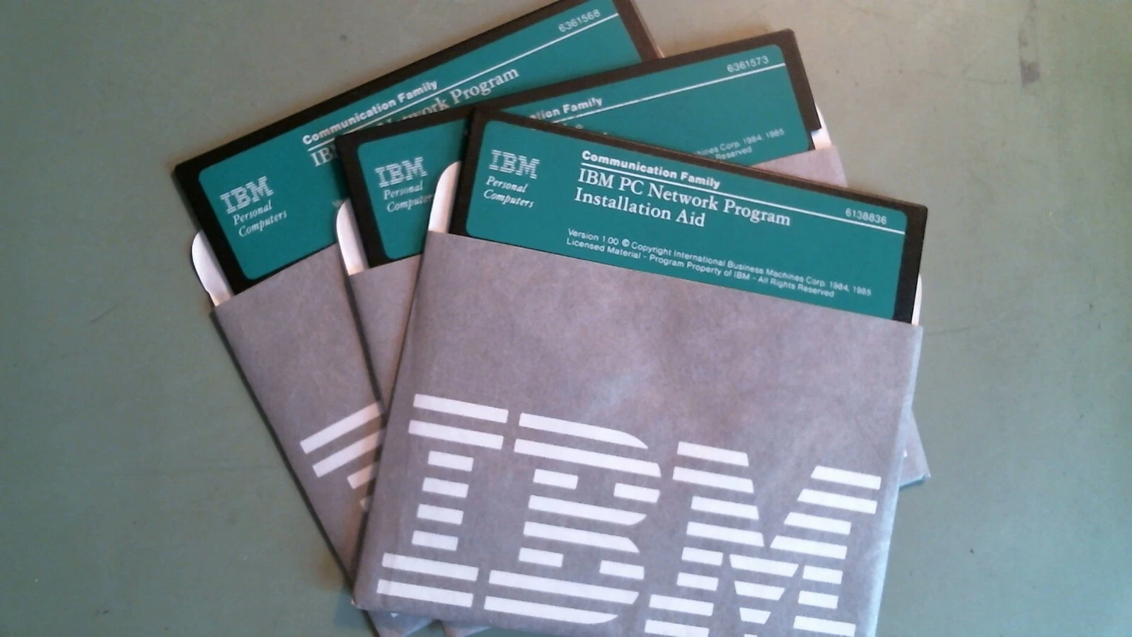 IBM Communication Family PC Network Program Ver 1.00 1984 85 - 5.25 floppy disks