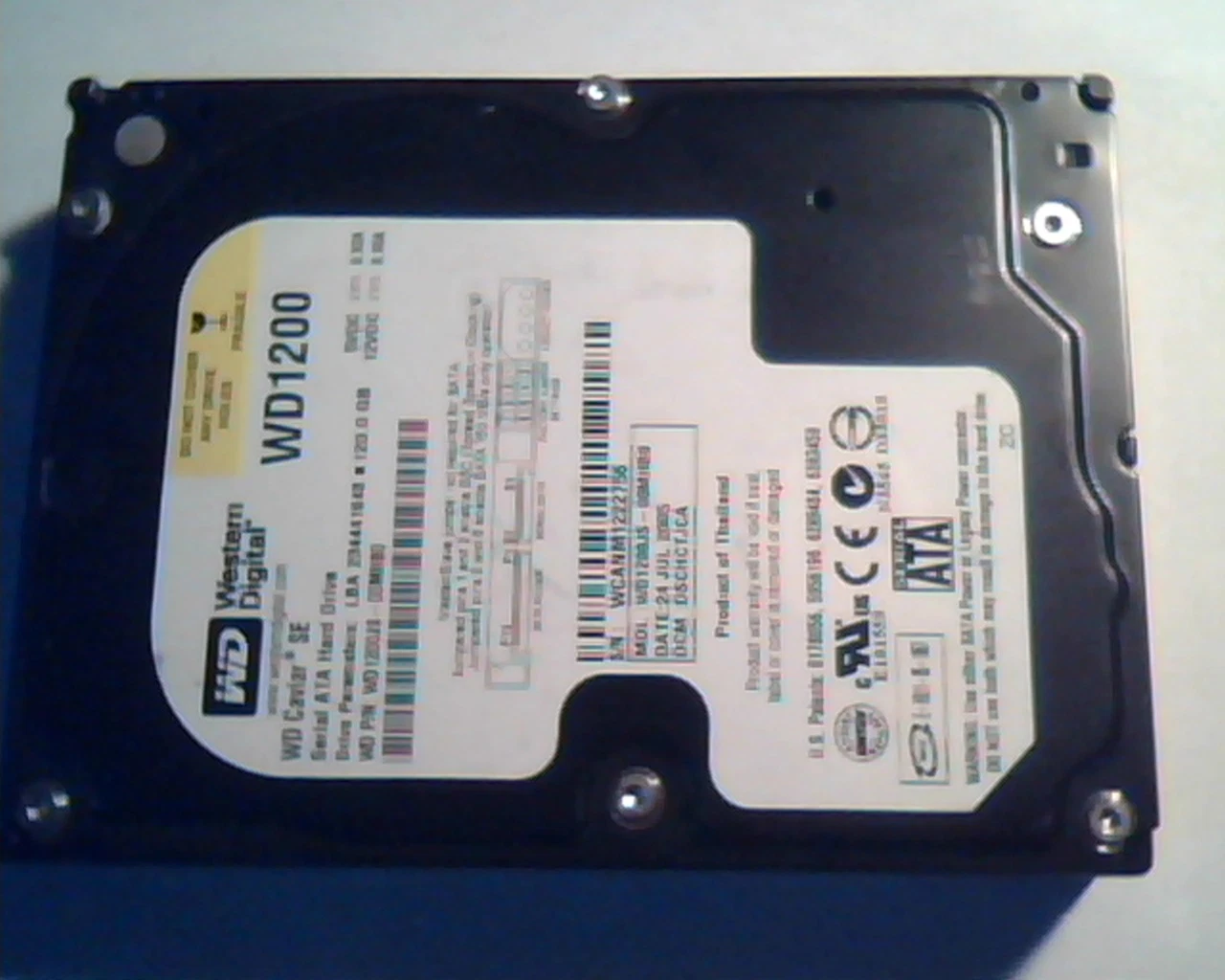 Hard Drive Disk SATA Western Digital Caviar SE WD1200 WD1200JS-00MHB0 120GB