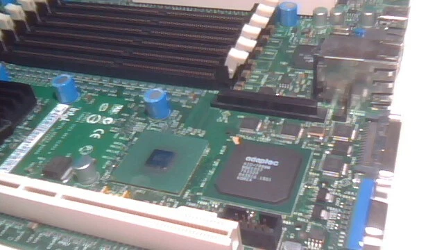 MOTHERBOARD Intel Server Board SE7500WV2 A81417-403 dual XEON Socket604 - image 2