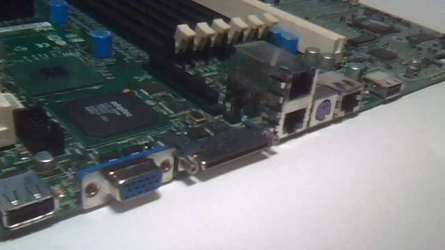 MOTHERBOARD Intel Server Board SE7500WV2 A81417-403 dual XEON Socket604 - image 3