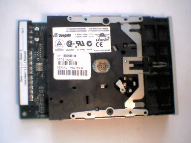 Seagate Hornet IDE Travan TR5 Tape Drive STT320000A IDE 40pin 10/20GB ATAPI - image 3