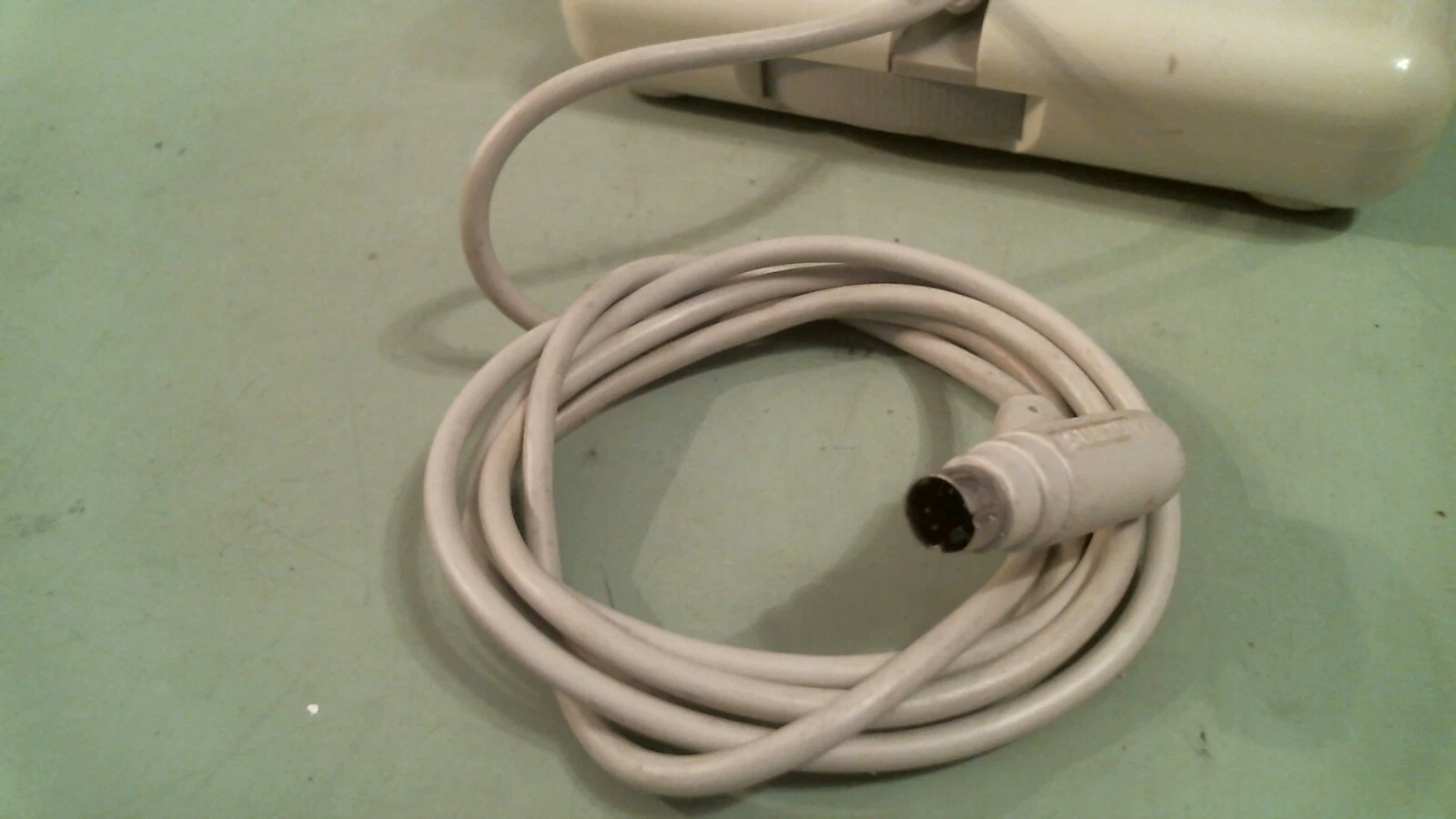 Advanced Gravis Joystick White - vintage gaming controller - made in Canada - image 3