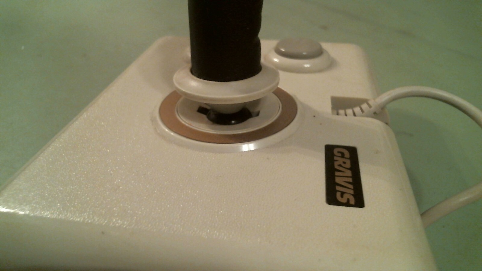 Advanced Gravis Joystick White - vintage gaming controller - made in Canada - image 4