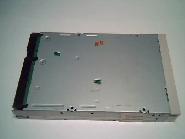 Iomega Z250ATAPI ZIP 250 250i drive IDE 40pin Code:41S 5501680 550-1680 Sun? - image 3