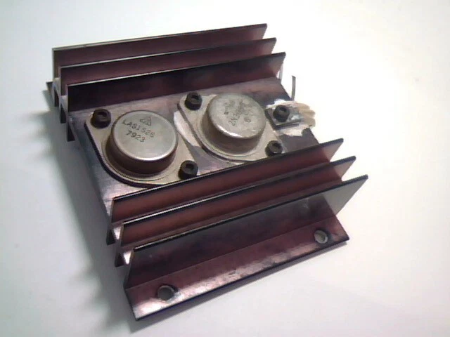 2N3055 LAS1528 1978 1979 Power Transistor and BD441 on heatsink vintage