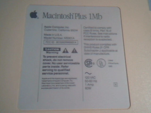 Macintosh Plus 1MB - Back panel of Case - with label and STEVE JOBS SIGNATURE - image 3