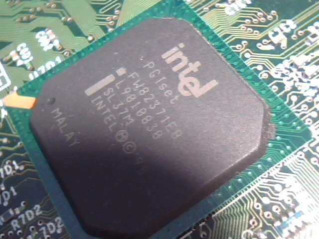 Motherboard Pentium Slot1 INTEL SE440BX-2 720938-209 P2-450 Yamaha Sound YMF740C - image 11