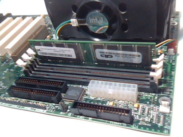 Motherboard Pentium Slot1 INTEL SE440BX-2 720938-209 P2-450 Yamaha Sound YMF740C - image 5