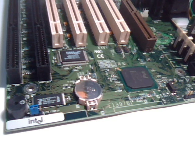 Motherboard Pentium Slot1 INTEL SE440BX-2 720938-209 P2-450 Yamaha Sound YMF740C - image 6