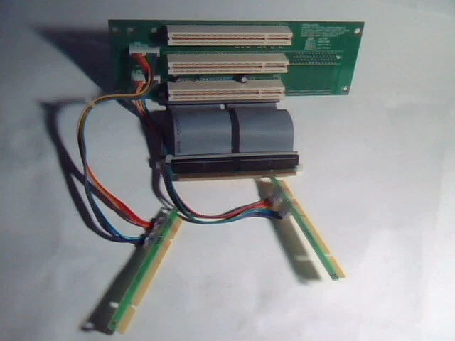 PCI3-B1 3-Slot PCI 32-Bit Single Channel Passive Riser Card with paddle power