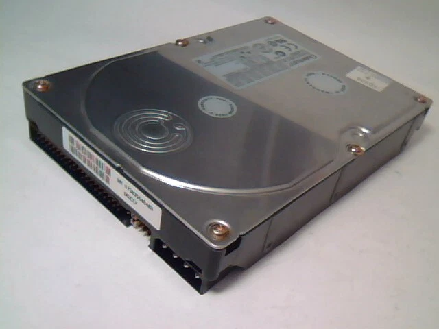 Hard Disk Drive IDE 40-pin Quantum Fireball EX 3.2AT EX32A013 Rev 01-C AEXA 0D50