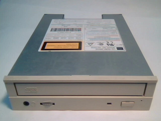 CD-ROM Drive SCSI 50-pin DEC 30-45370-01-B01 Toshiba XM-5401B ver005 ROM MA51226
