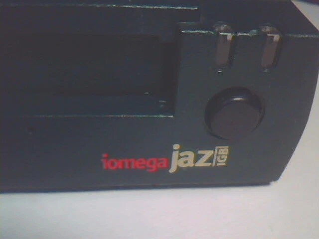 IOMEGA JAZ DRIVE 1GB MODEL V1000S EXTERNAL DRIVE DISK - image 4