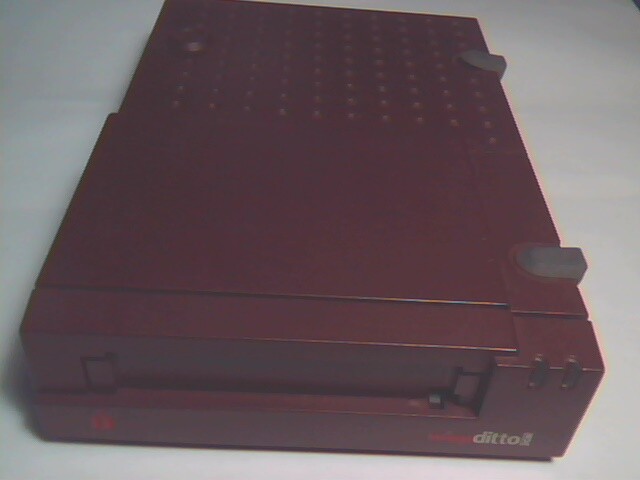 IOmega Ditto 2GB PPT Tape Drive external IO2000-PX parallel port tape cartridge