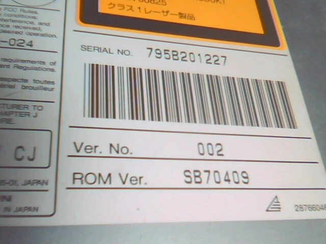 CD-ROM Drive SUN 370-2816-02 Toshiba XM-5701B v 002 50-pin SCSI 1996 3702816 - image 7