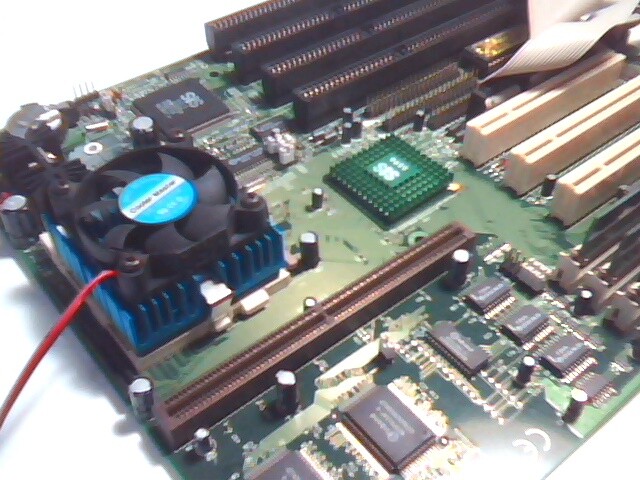 Motherboard Pentium SuperSocket7 BCM SQ585 PS/2 Mouse Keyboard 4 ISA LOADED - image 2