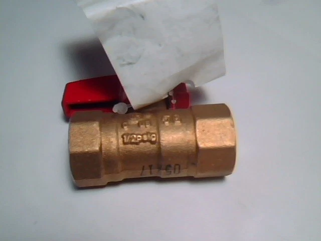 Gas Ball Valve 1/2in American Valve M88C #21530 brass Female NPT 1/2PSIG & 5G - image 3