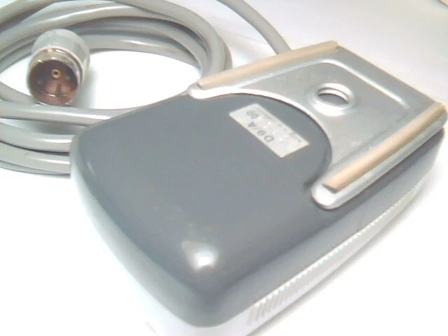 Original Telefunken Dynamic Microphone D9A Germany with box - image 7