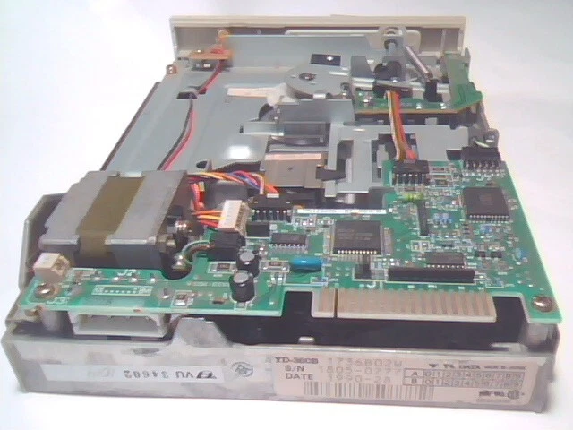 Floppy Disk Drive YD-380B YE-DATA 1.2MB 5.25" 5 1/4 in w AT style rails ✅TESTED - image 4