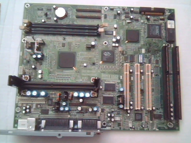 Pentium Motherboard Slot1 ACER V65XA 97154-2. 440EX 3D Rage Pro FDC37C935APM