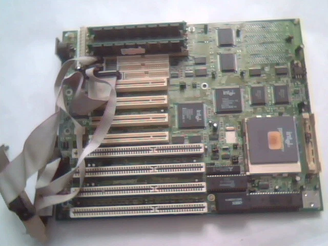 Pentium Motherboard Socket7 EXP8551 Ver 1.1 DataExpert