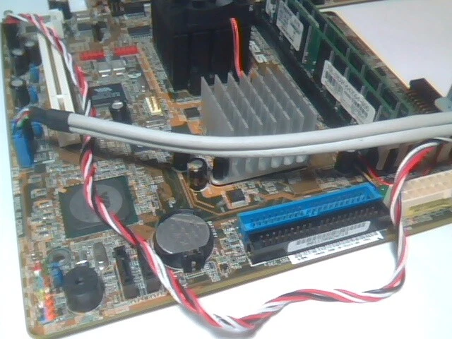 Motherboard VIA C3 ASUS C3V Rev:1.01 800MHz 1GB Loaded - image 2