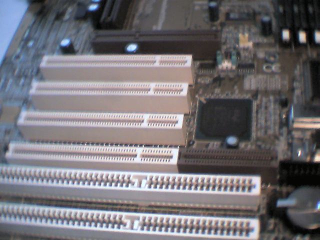 Pentium Motherboard ECS EliteGroup P6LX-A Rev:1.1 SCSI MediaBus Slot1 440LX AGP - image 3